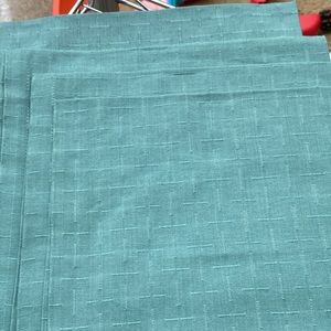 Crate & Barrel Dinner Napkins